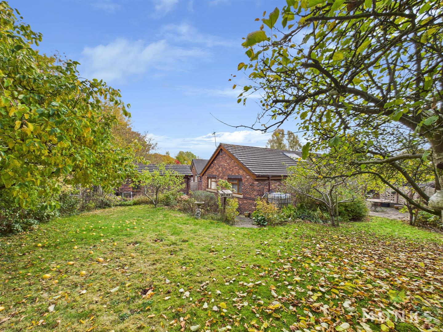 2 Rhyd Galed, Oswestry, SY11 3NY For Sale